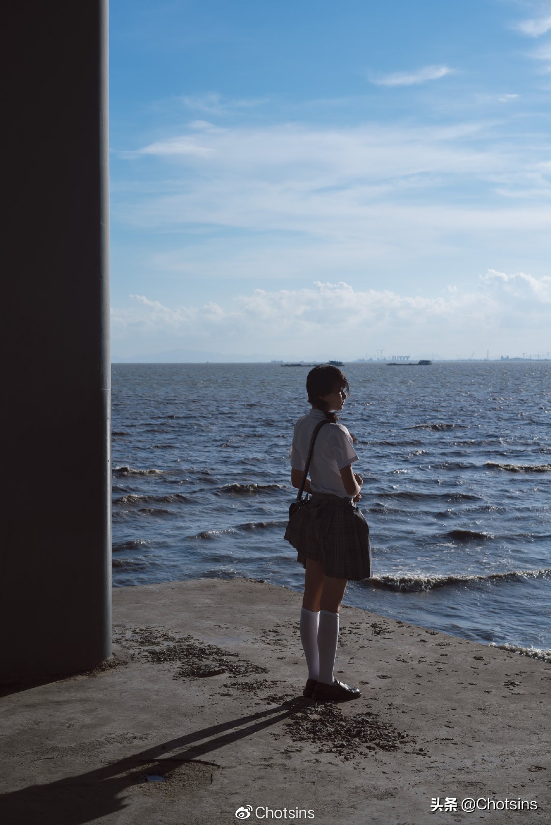 海边落日写真少女感,外景活力少女写真