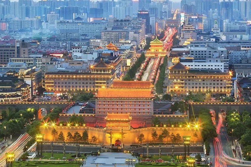 心痛！网红玩法连它1%的美都get不到！让开，游侠客带你玩真西安