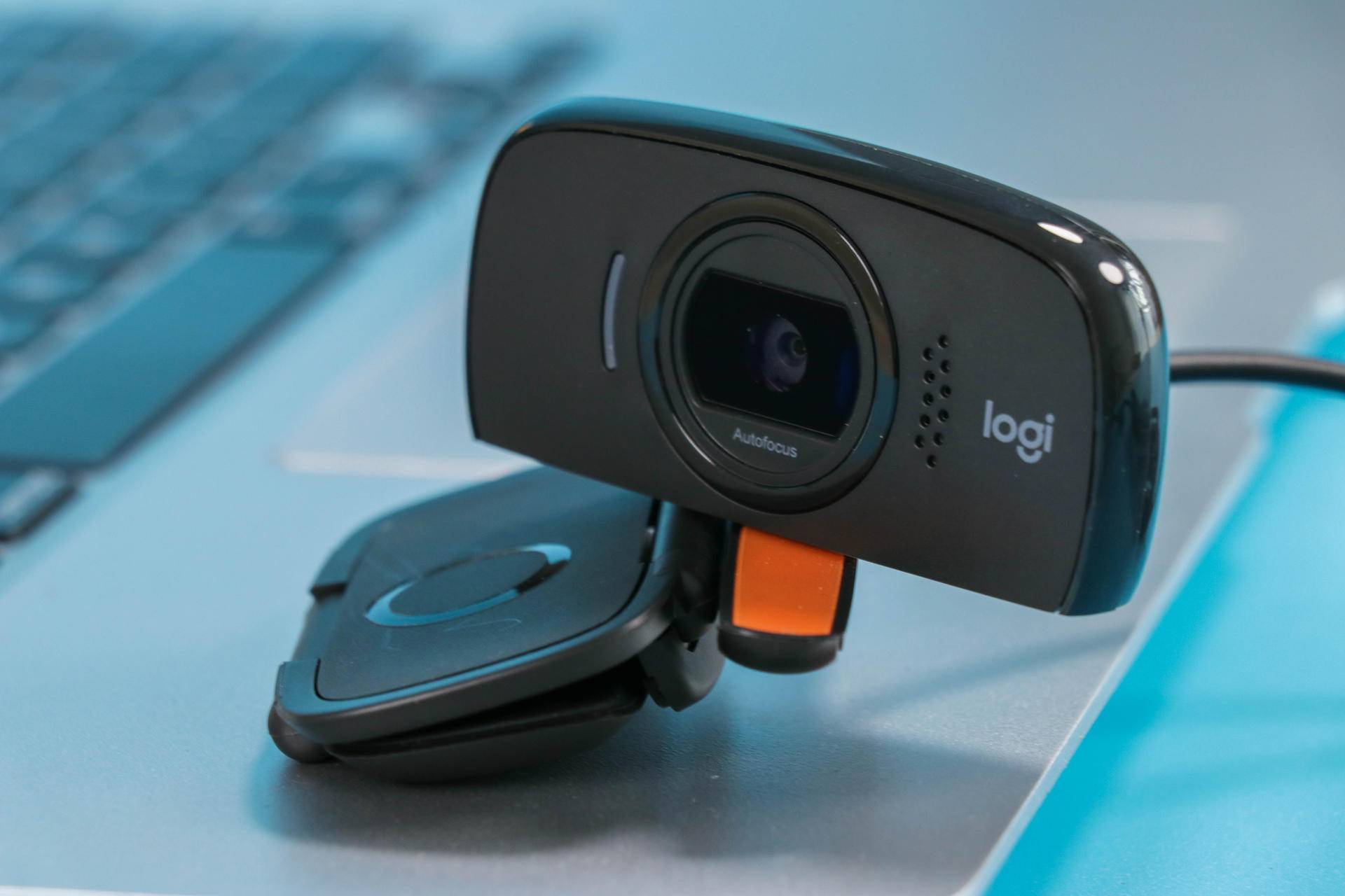 罗技B525高清网络摄像头使用分享:远程视频会议不再麻烦