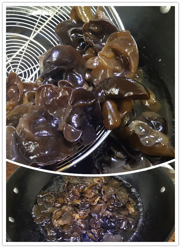 快速泡开黑木耳的正确做法,泡好的黑木耳怎么做没毒还新鲜