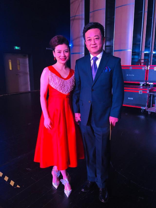 朱军现实生活照,朱军现在生活照