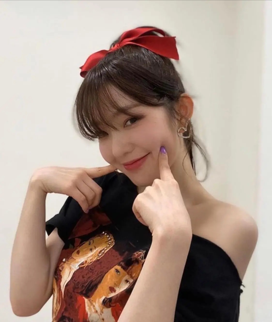 有南韩女爱豆还用什么网图当头像,韩国女爱豆头像复古