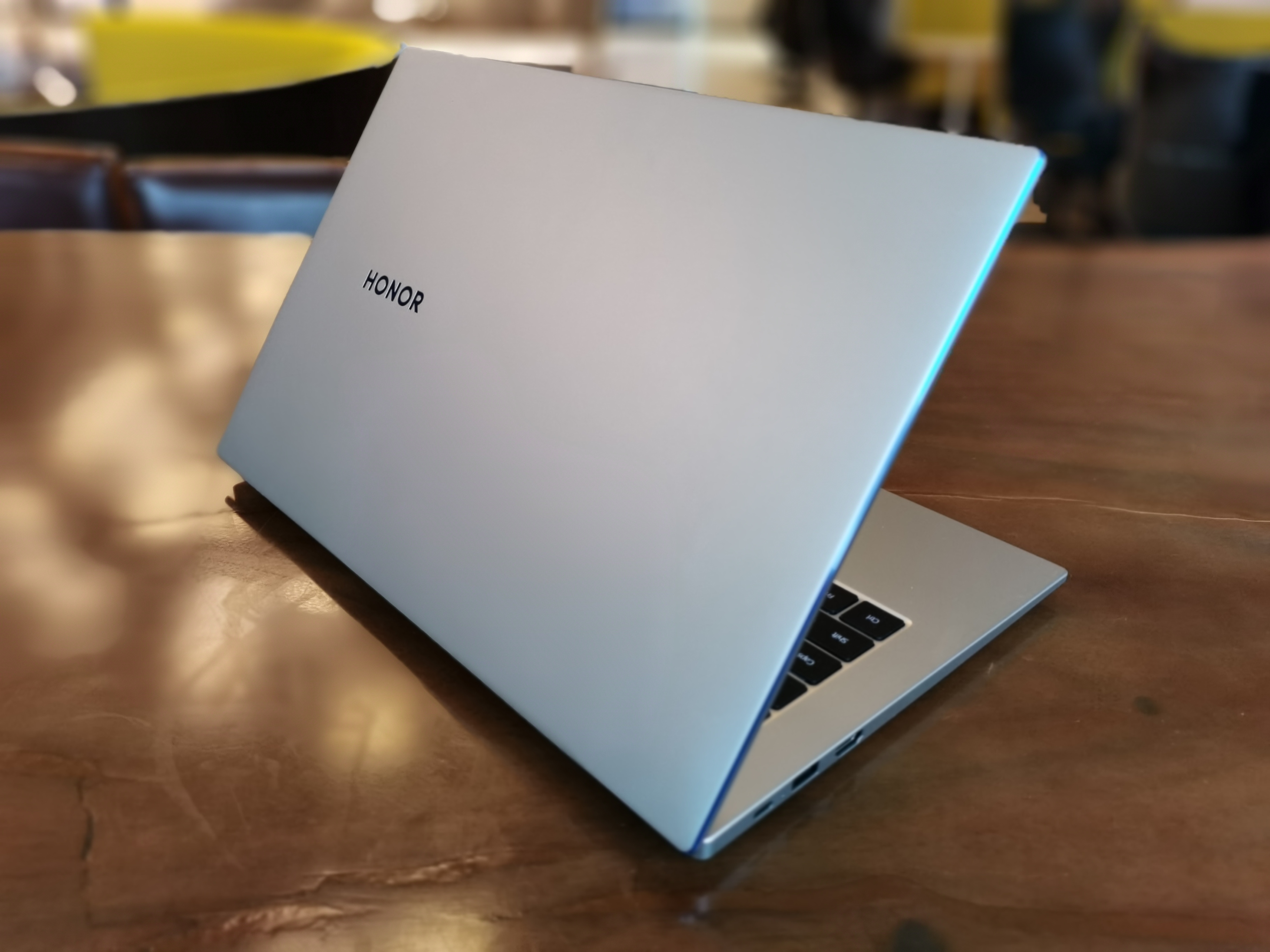 轻薄版笔记本推荐荣耀magicbook,办公本荣耀magicbook14