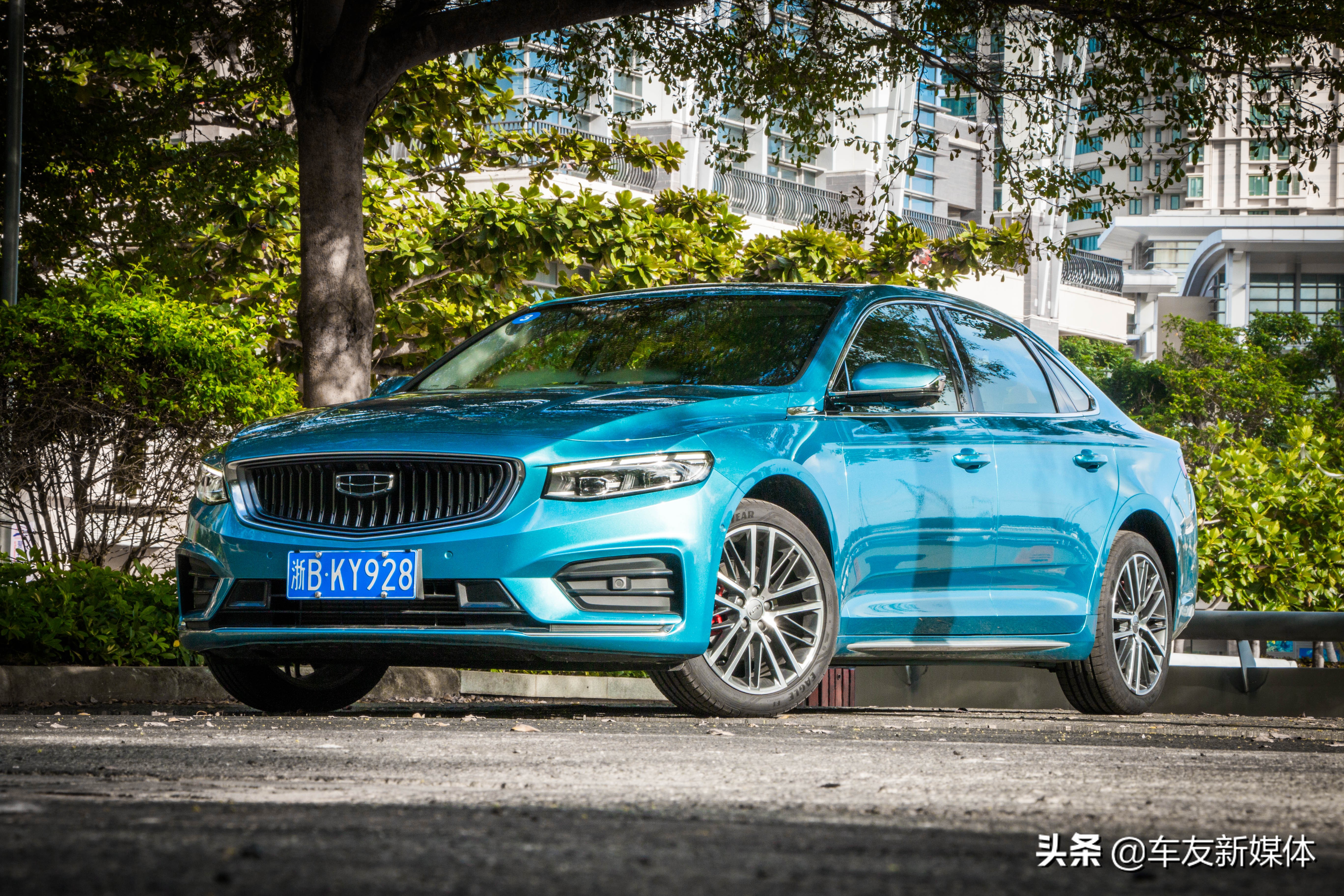 吉利星瑞时空皓月试驾第一视角,颜值才华全都要深度试驾吉利星锐