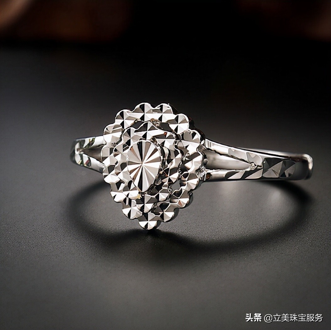 铂金戒指清洗正确方法,铂金戒指清洗小窍门