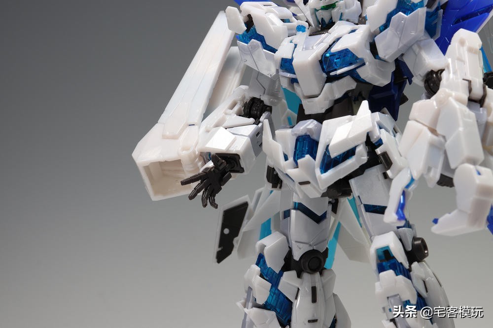 新手适合玩rg独角兽高达吗,模玩高达独角兽rg