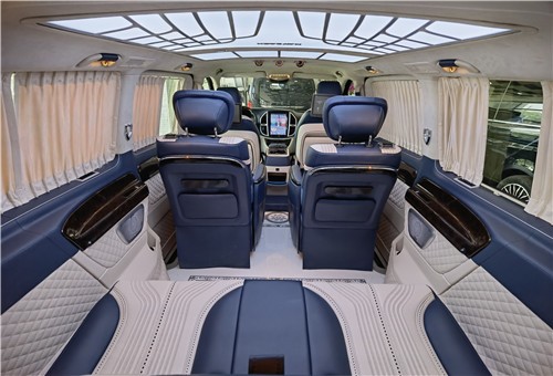 奔驰威霆2022年大改款谍照,20款奔驰威霆改装豪华版商务车