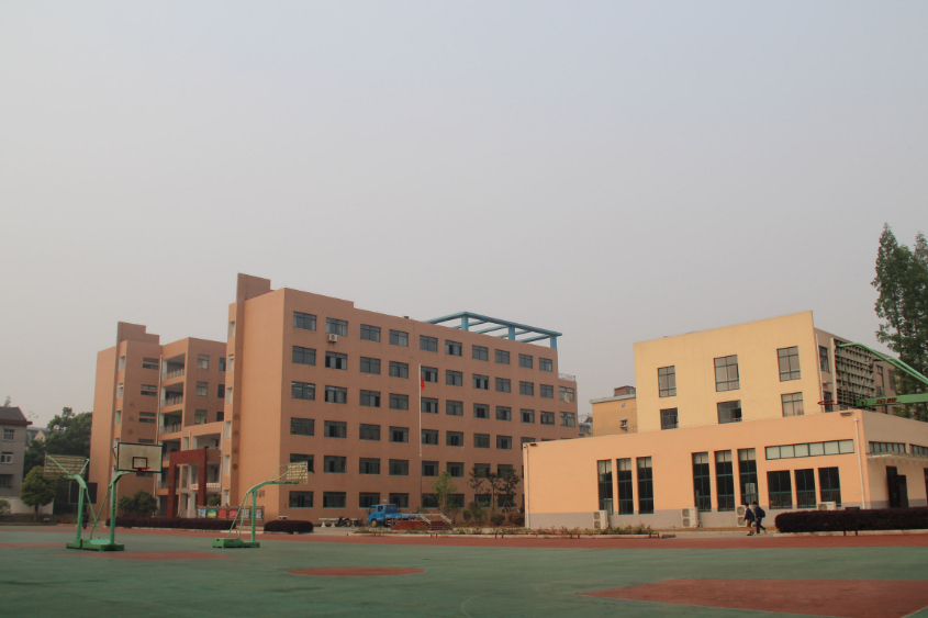 马鞍山三所“琥珀中学”，学生的“乐园”，广受家长称赞