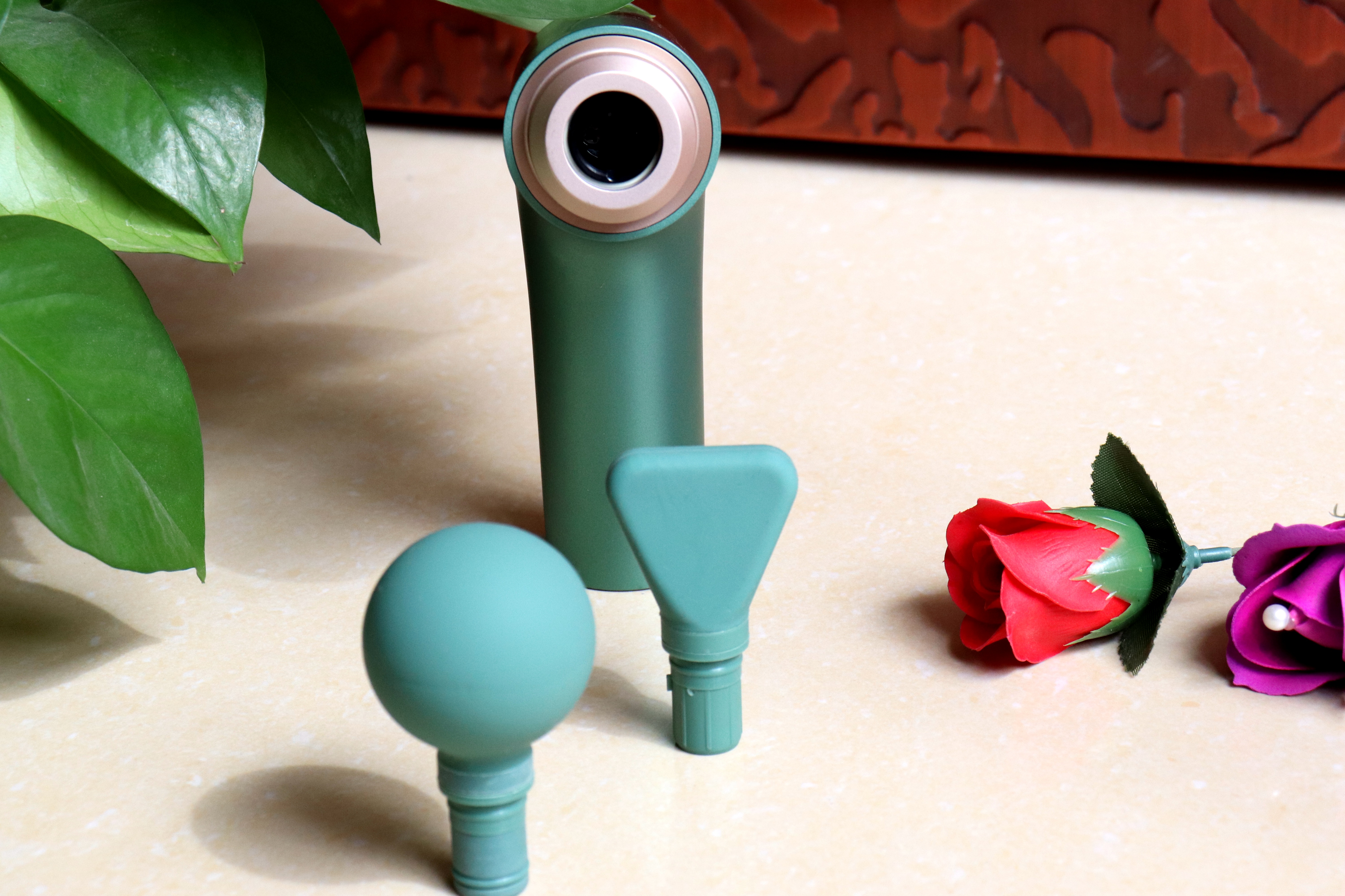 健身肌肉酸痛筋膜枪,breo倍轻松9号筋膜枪