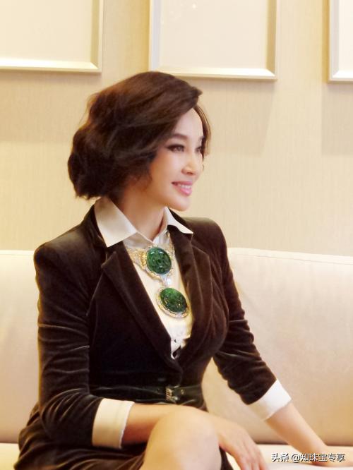 刘晓庆的稀世翡翠,刘晓庆与翡翠的不解之缘