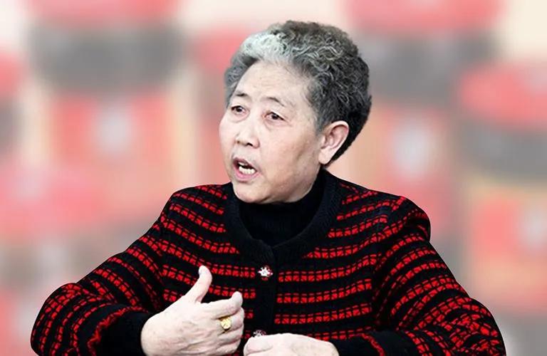 那些靠摆地摊起家的亿万富豪,摆摊起家的富豪们