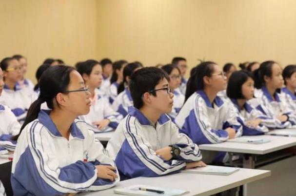 考试字迹潦草电脑不识别,考试时书写有点潦草对成绩影响