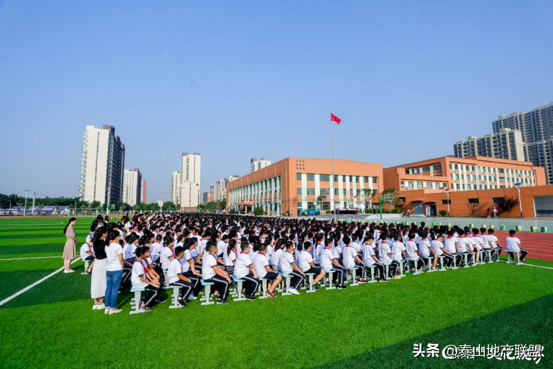 万象新天学区房,万象新天房子是学区房吗