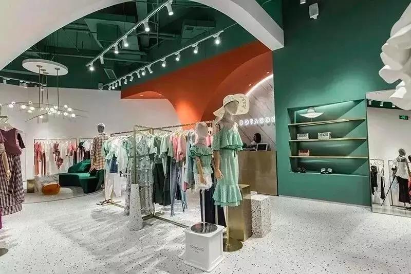 现在开女装店,现在开女装店还有前途吗