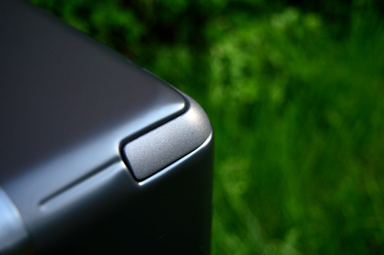 又要值乘了,放下背包拎起皮箱,地平线8号拉杆箱体验