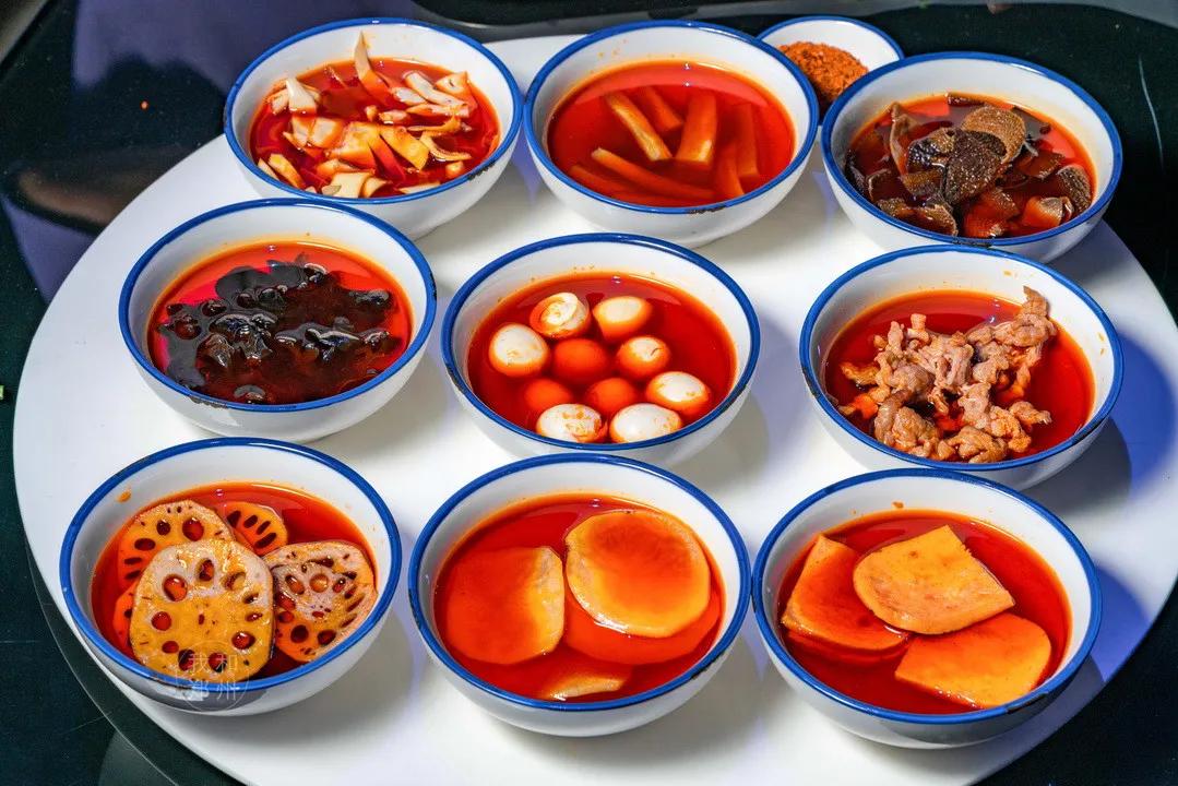 鎴愰兘灏忎紬缃戠孩閰掗,鎴愰兘缃戠孩閰掗閮戝窞