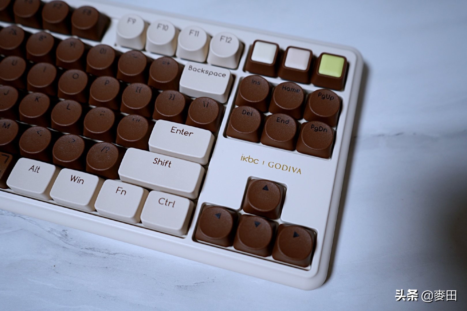 现在买macbookM1芯片合适吗,现在买macbookairm1的电池