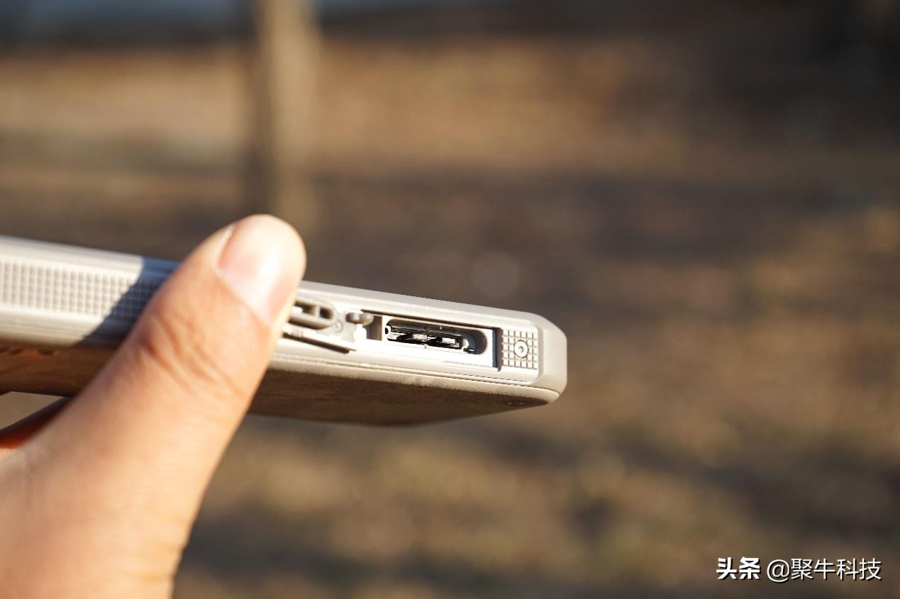 诺基亚800三防手机测评,诺基亚三防手机nokia800测评