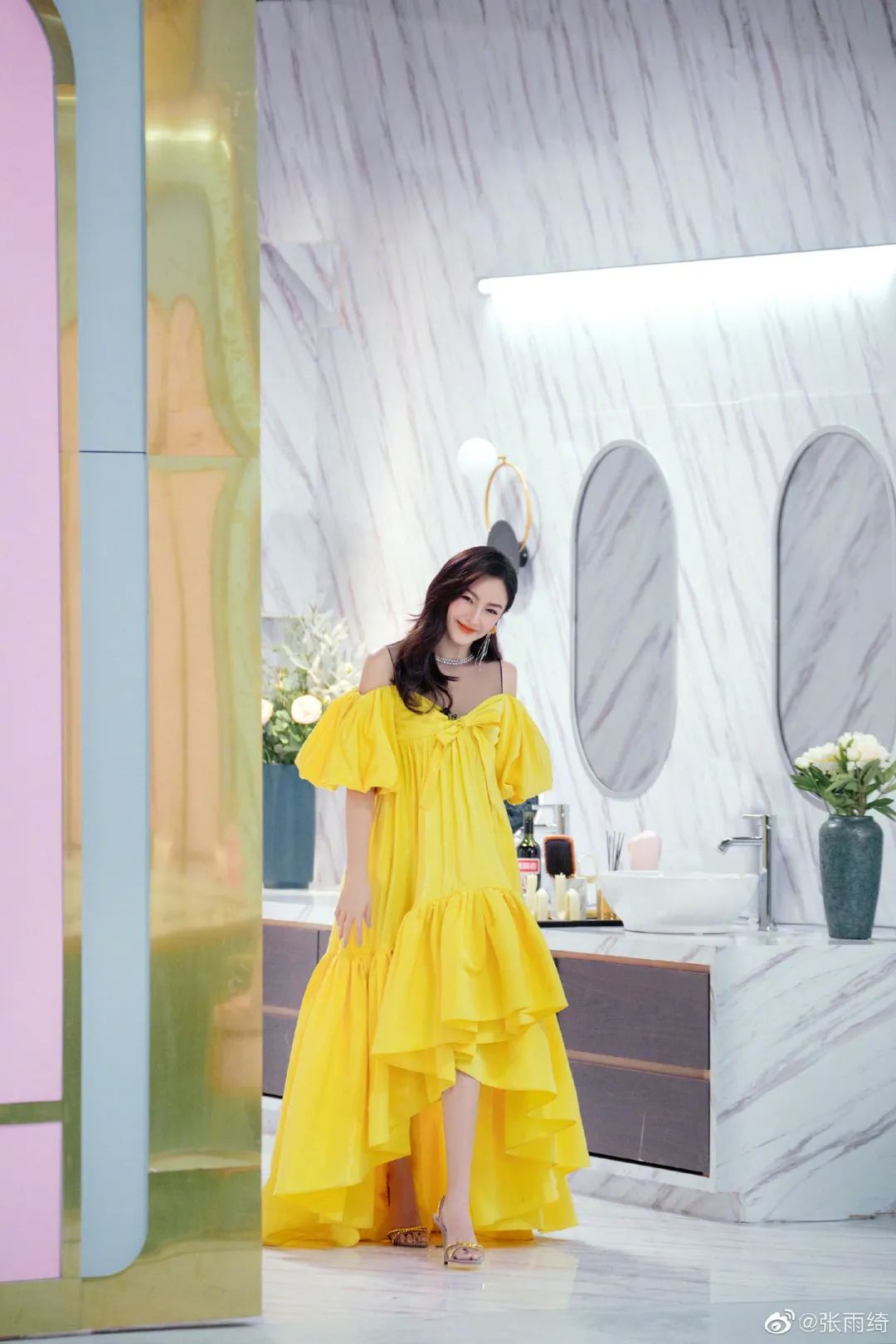 乘风破浪的姐姐组合第三次淘汰,乘风破浪的姐姐没上台之前的视频