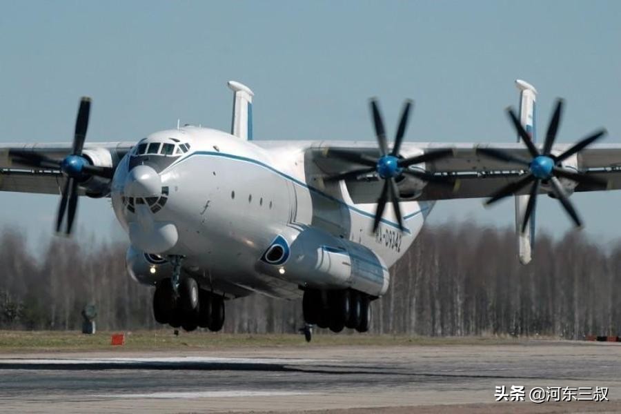苏联黑科技之安-22，螺旋桨中的王者，甚至还有核动力改型