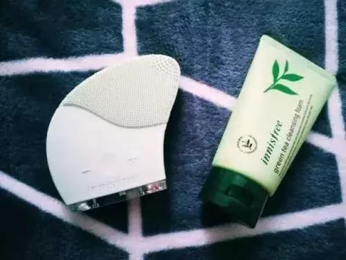 100元左右的洁面仪,大几千的洁面仪