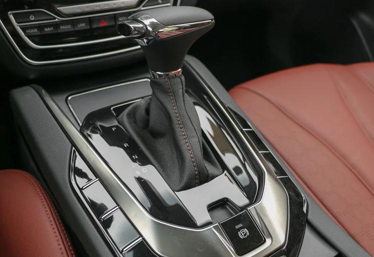 新手买车选什么车型,新手买车买什么二手车好