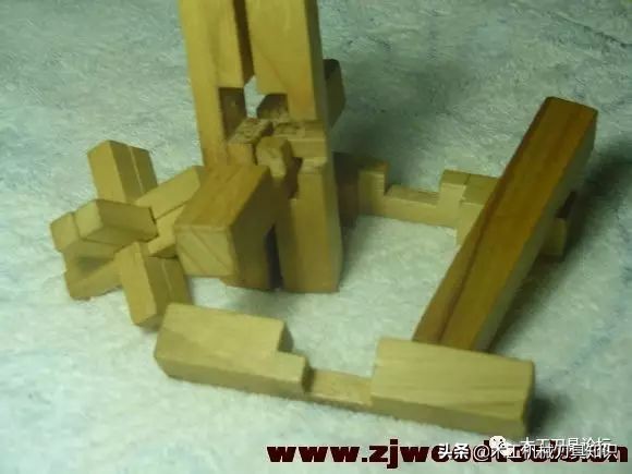 鲁班锁六柱印教程,鲁班锁四根怎么拼