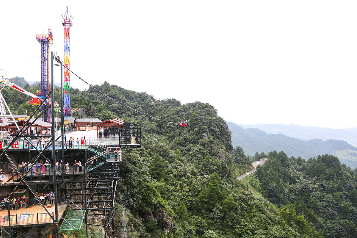 奥陶纪重庆万盛悬崖秋千有多高,悬崖秋千重庆奥陶纪体验全程