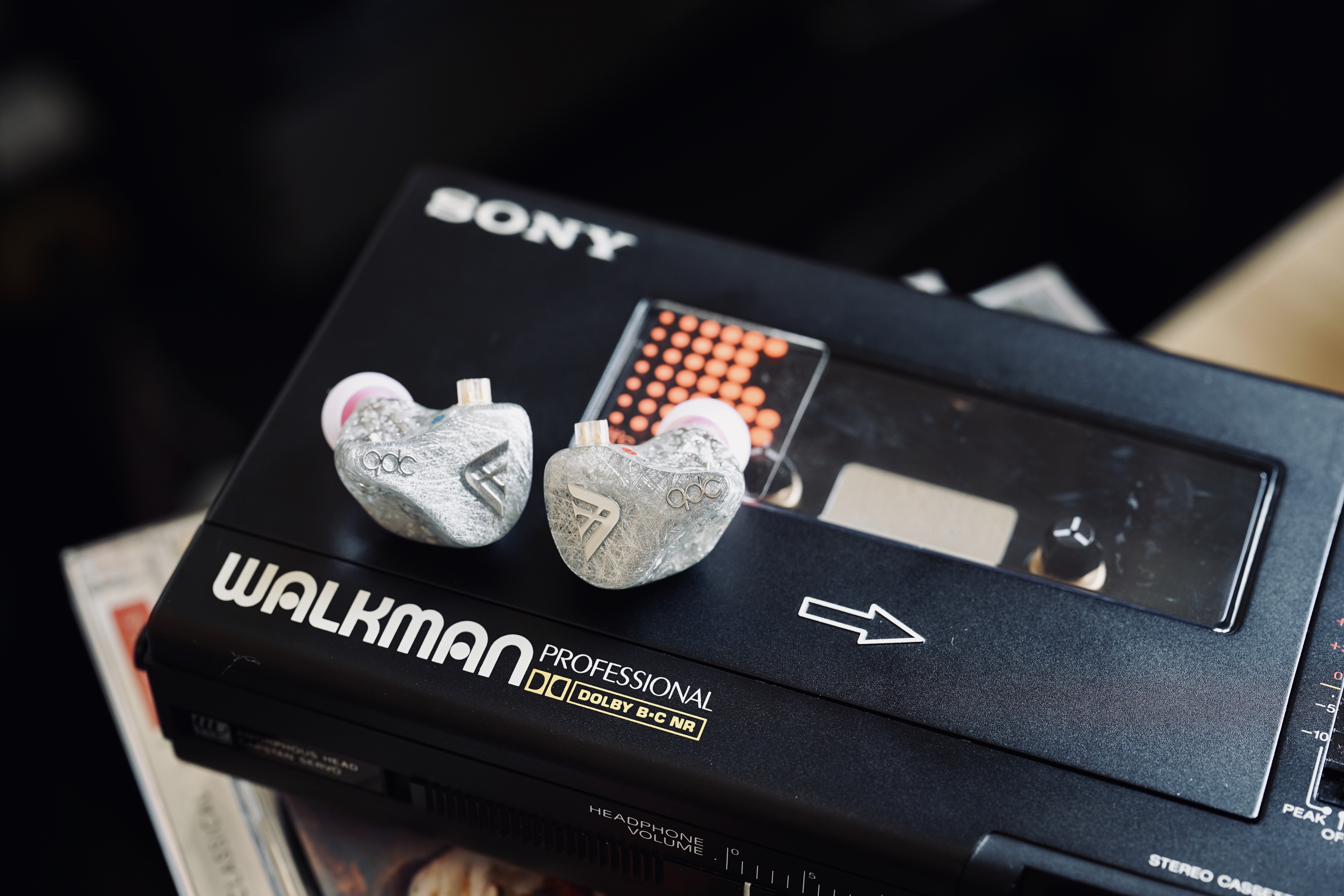 qdc耳机好还是bgvp耳机好,qdc耳机哪个性价比最好