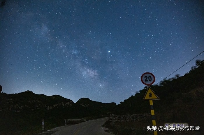 松下s1r与索尼a7r4买哪个好,松下微单s1r详细介绍