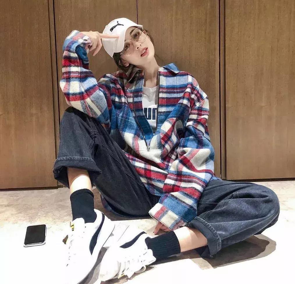 刘雯格纹,刘雯穿格纹衫好看吗