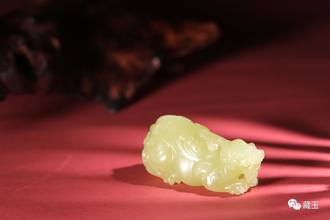 和田玉鸡油黄属于什么档次,和田玉的极品是鸡油黄