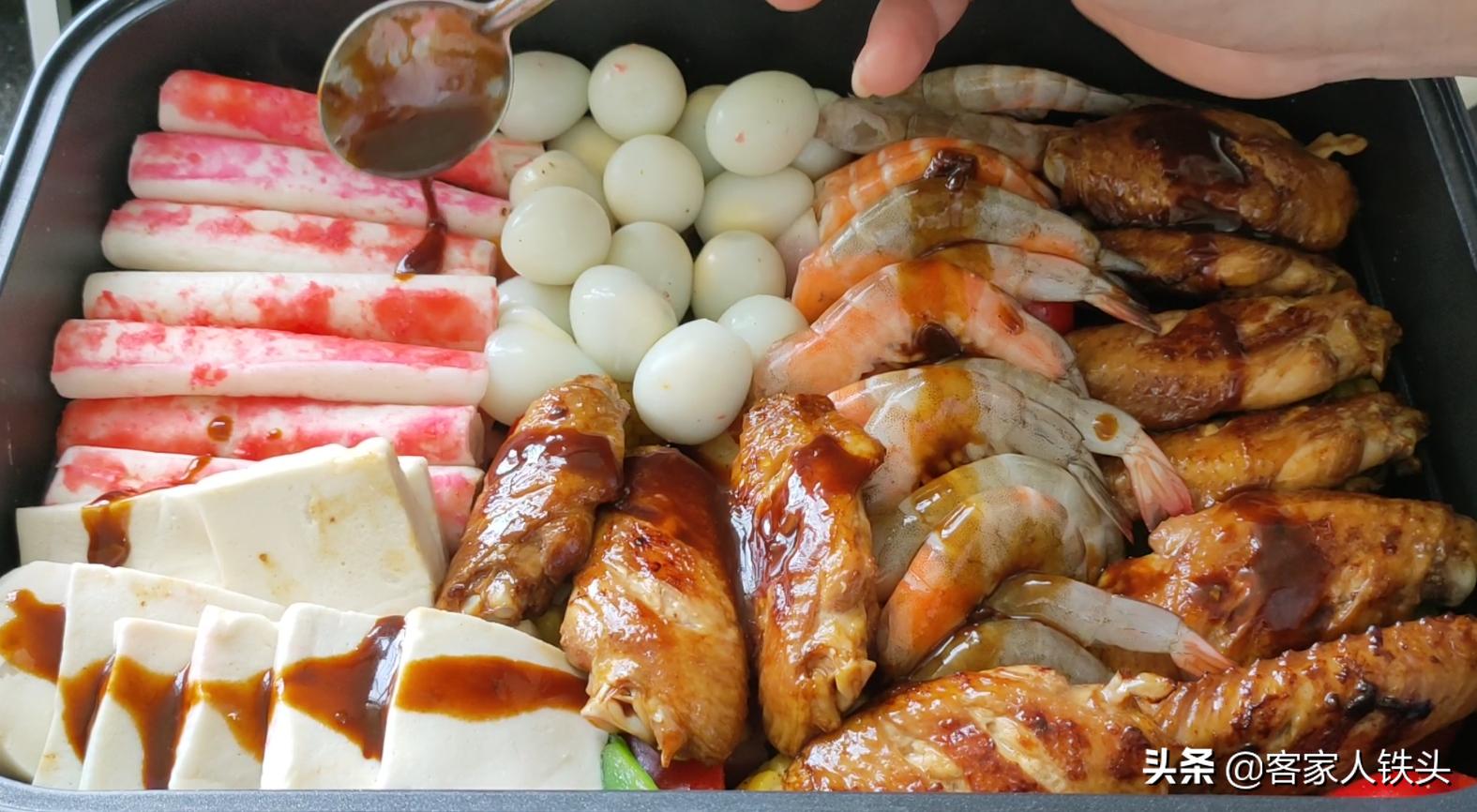 焖饭这样做孩子吃不停,什么菜适合做焖饭给小孩吃