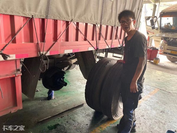 轻卡油刹刹车不灵怎样修理,轻卡四轮保养加换刹车片