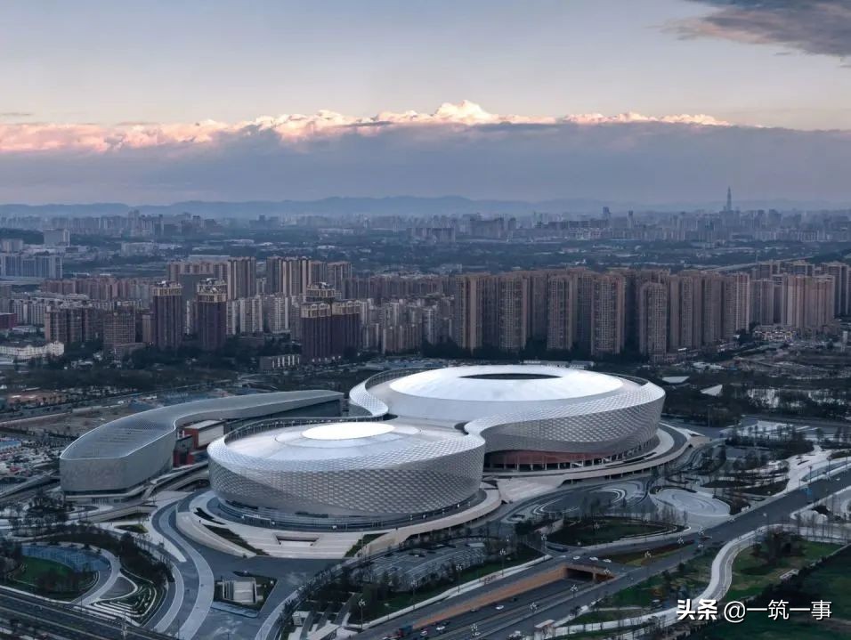 凤凰山体育公园:这座满足顶级赛事标准的场馆藏了多少“秘密”?