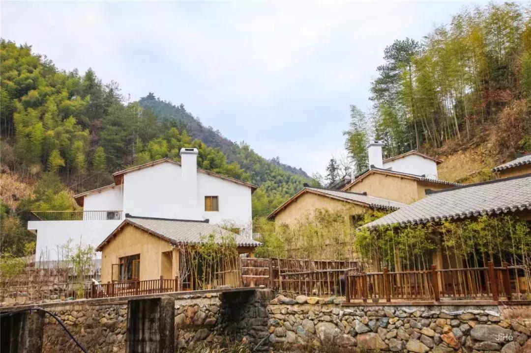 邂逅秋天的千岛湖!光看图已美醉,住这7家美宿避开人群赏湖景山色