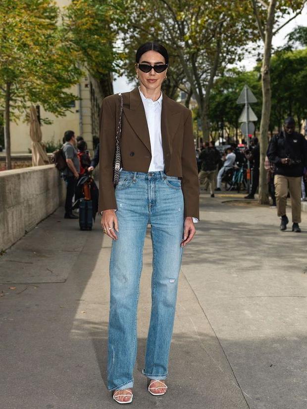 直筒西装裤穿搭高级感,白色气质直筒西装裤高级搭配