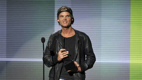 avicii纪念会2022,纪念avicii音乐会完整版