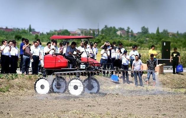农业开始机械化发展,机械化农业未来发展趋势