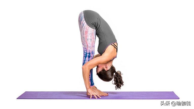 肋骨外翻扩胸运动的正确做法,改善肋骨外翻的运动