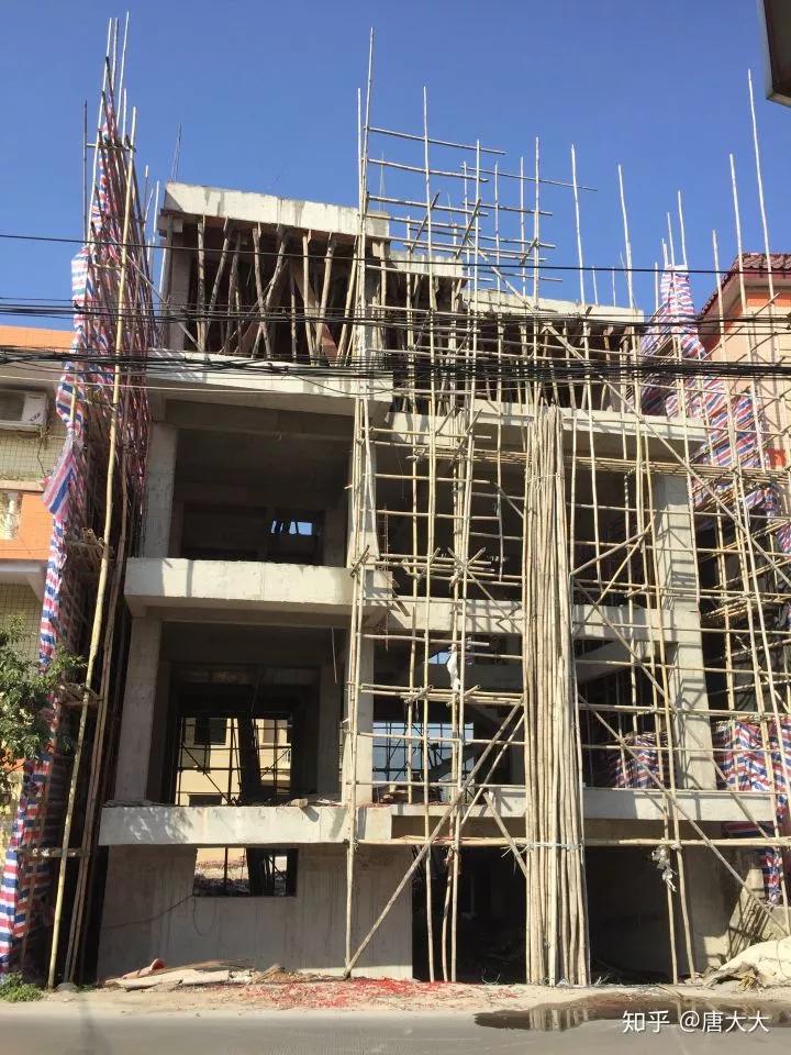 新中式三层别墅自建图,广东三层半别墅设计图