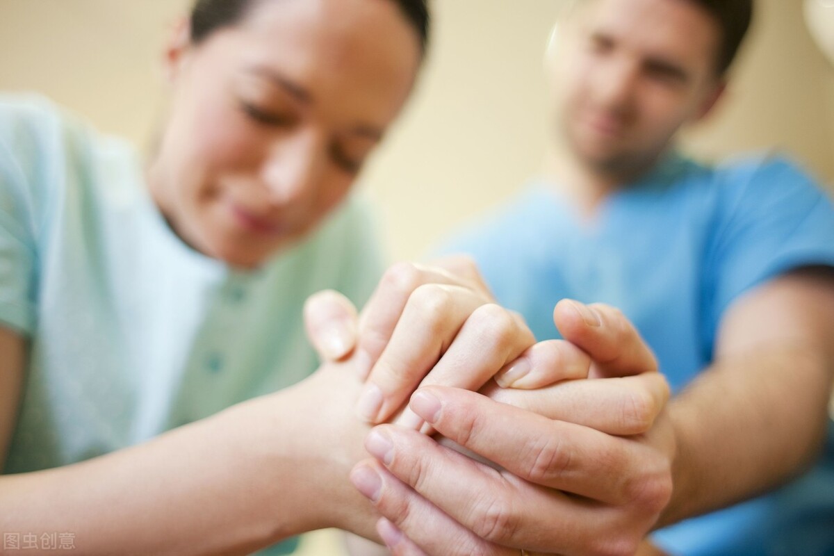 外阴萎缩怎么医治,外阴萎缩怎么回事五十岁