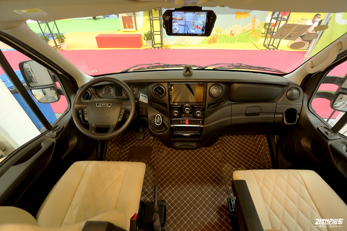 最新上市中天领航者c型房车,中天房车领航者c型二手价格