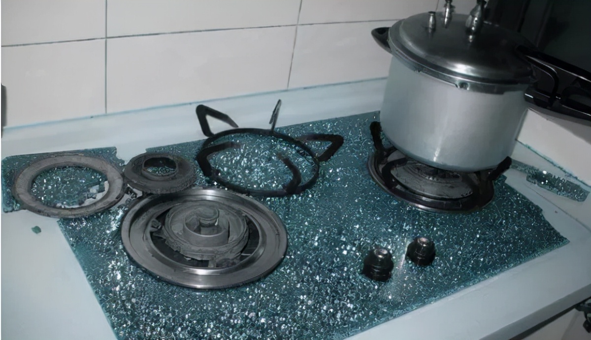 燃气器具违法处罚,燃气违法案件