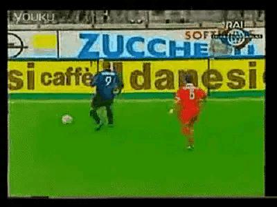 冲阵无双秦琼,罗纳尔多冲关视频