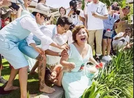 柳岩早期光线主播,光线传媒一姐柳岩