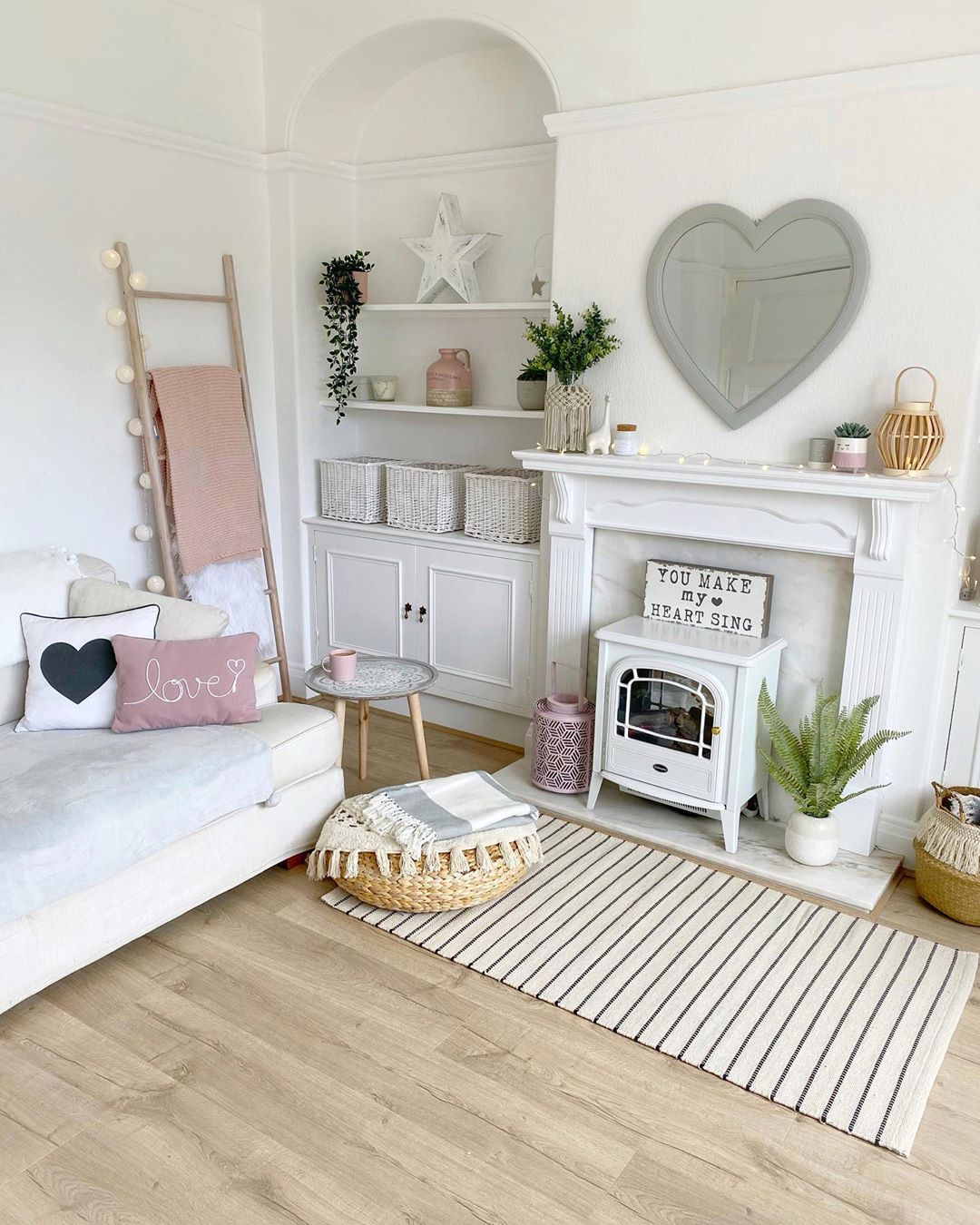 看了就心动的仙女家，连门都是粉红色的