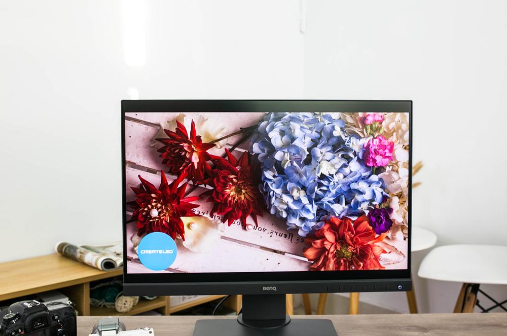 明基sw240的10bit是原生的吗,明基sw240显示器偏绿