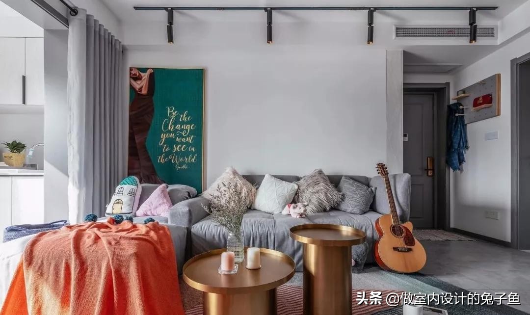 墙面装饰画小技巧,选对墙面装饰画能让家居品味升级