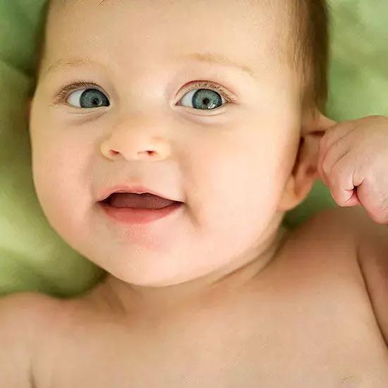 真相孩子为什么要脏着养,宝宝身上脏怎样洗干净